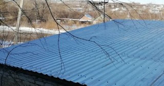 Демонтаж поликарбоната с крыши в Белогорске - услуги по доступной цене от 623 рублей